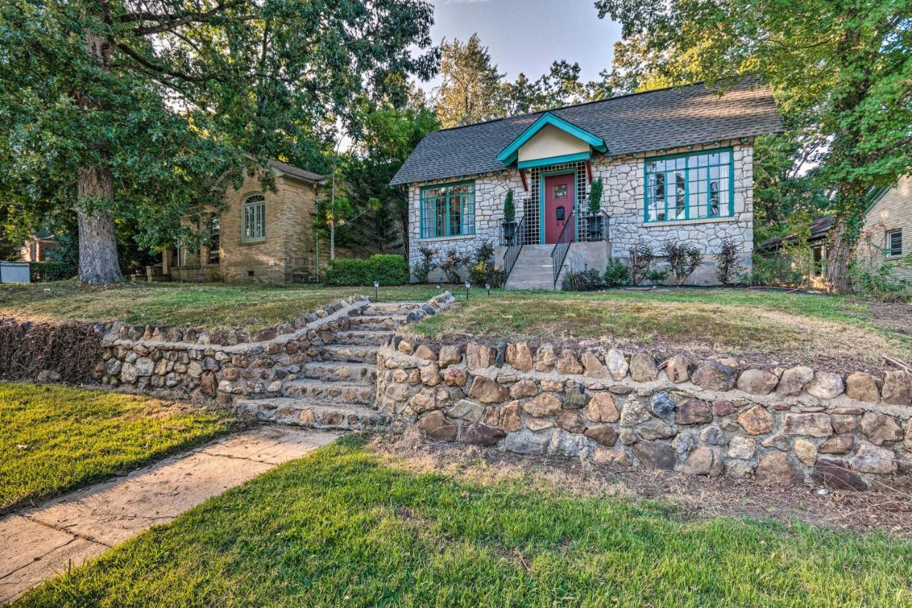 Hot Springs Home With Hot Tub, 2 Mi To National Park Exterior photo